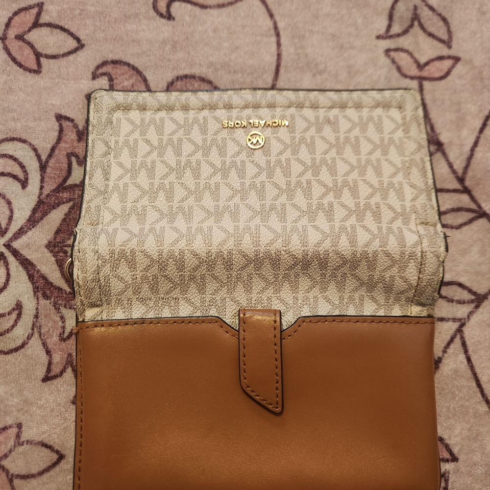 Michael Kors Tan and Cream Wallet